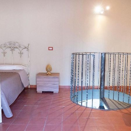 238 Holiday House Катания Екстериор снимка