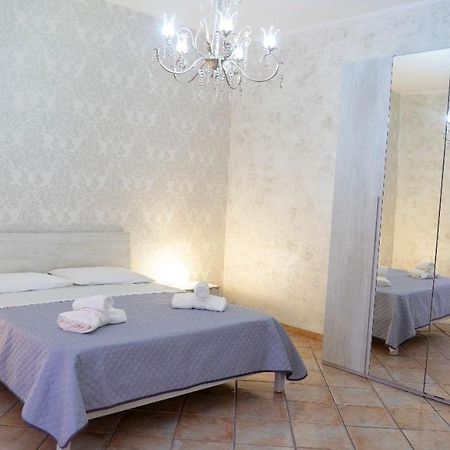 238 Holiday House Катания Екстериор снимка