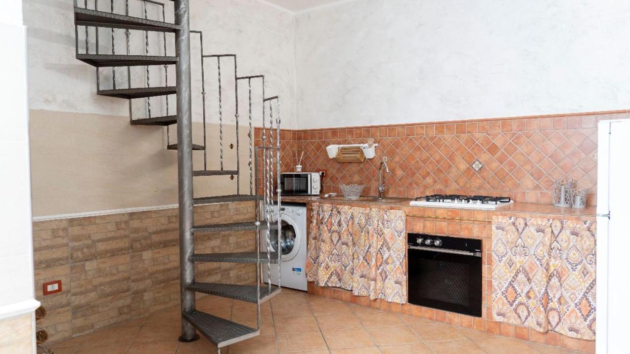 238 Holiday House Катания Екстериор снимка