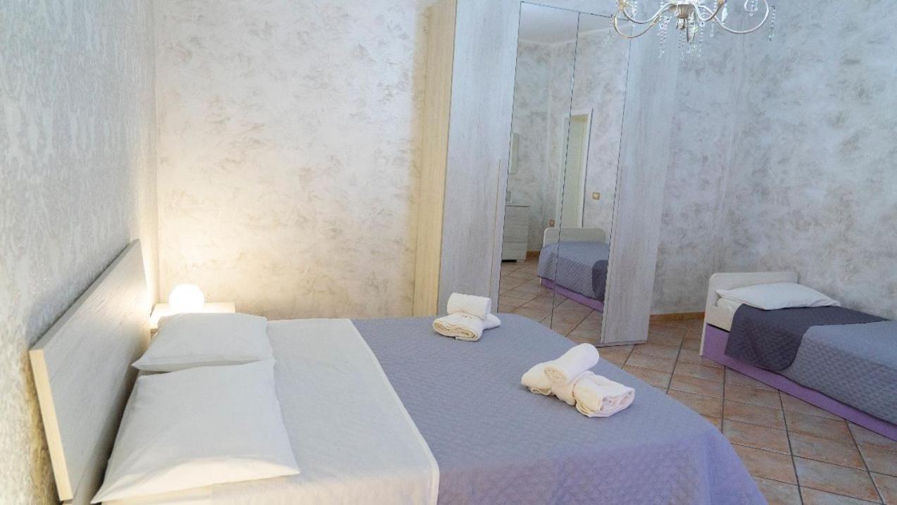 238 Holiday House Катания Екстериор снимка
