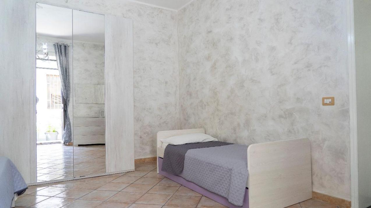 238 Holiday House Катания Екстериор снимка